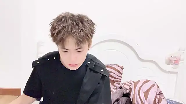 Snapshot of linger2563 chatting on September 2025 02:41:02 PM linger2563 online show from September 2025 02:41:02 PM