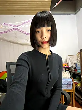 andymi1 online show from November 2025 02:45:01 AM