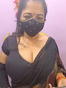 Queen Nightt online show from October 2025 05:24:02 PM