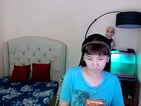 ShantalFoxxy  online show from March 2026 01:00:02 AM