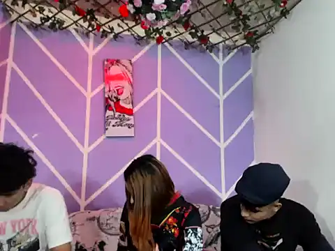 Snapshot of lau_and_boys18 chatting on September 2025 01:49:01 PM lau and boys18 online show from September 2025 01:49:01 PM