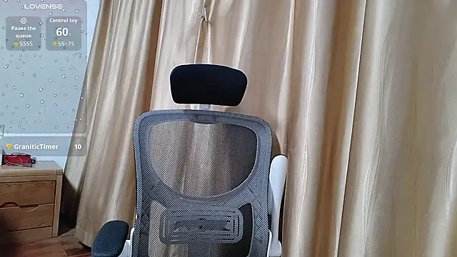 Snapshot of Haili-1 chatting on October 2025 01:31:01 PM Haili-1 online show from October 2025 01:31:01 PM