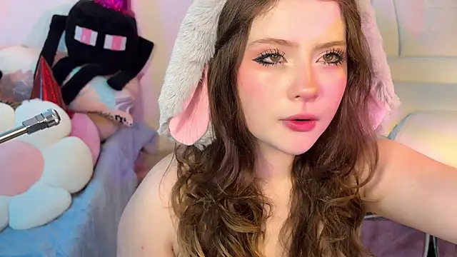 Lil bela online show from April 2026 12:28:01 PM