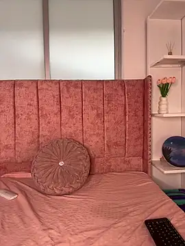 salomecute21 online show from February 2026 11:35:02 AM