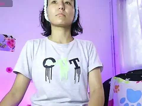 Natzu Choi online show from November 2025 08:16:01 PM