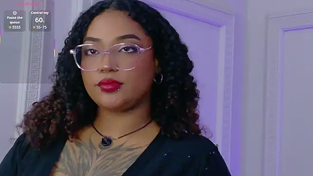 Cristal-Jonnes online show from April 2026 04:45:02 AM