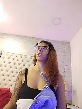 Pamelamiler   online show from June 2026 11:38:01 AM