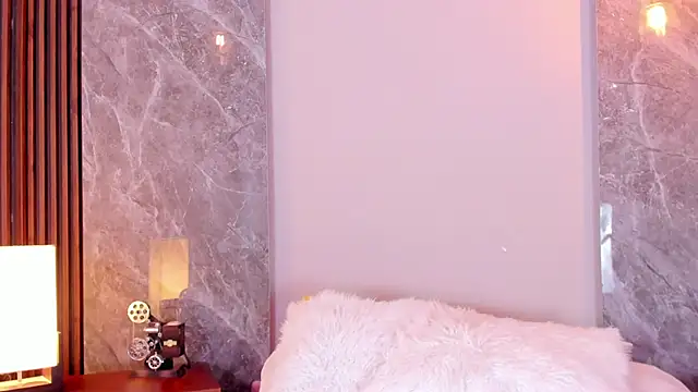 Emma hunter  online show from September 2025 03:54:01 AM