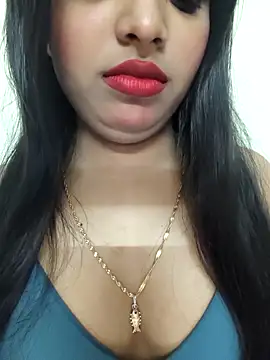 Snapshot of Maahhii_2 chatting on September 2025 06:40:01 PM Maahhii 2 online show from September 2025 06:40:01 PM