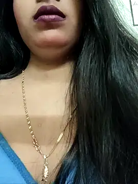 Snapshot of Maahhii_2 chatting on September 2025 05:14:01 PM Maahhii 2 online show from September 2025 05:14:01 PM