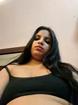 Snapshot of Maahhii_2 chatting on May 2026 07:34:02 PM Maahhii 2 online show from May 2026 07:34:02 PM