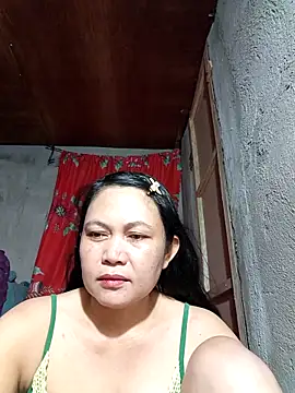 Snapshot of Everleigh_mom chatting on September 2025 10:29:01 AM Everleigh mom online show from September 2025 10:29:01 AM