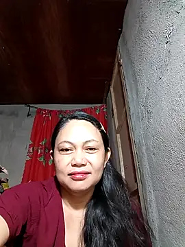 Everleigh mom online show from December 2025 08:02:01 PM