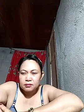 Everleigh mom online show from December 2025 10:41:02 AM