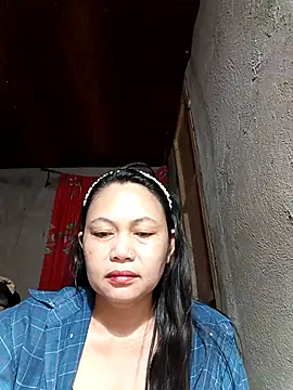 Everleigh mom online show from December 2025 08:27:02 PM