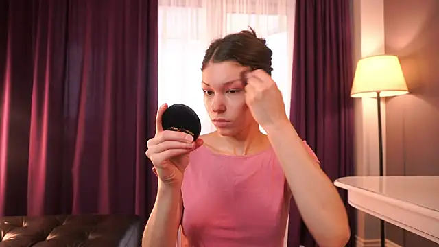 ElwynaBrickell online show from October 2025 04:13:01 AM