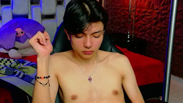 alandelrey57 online show from February 2026 03:31:02 PM