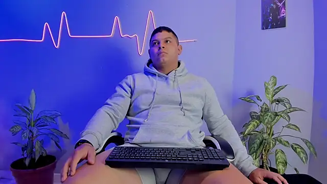 Maximus Steel online show from November 2025 12:16:01 PM