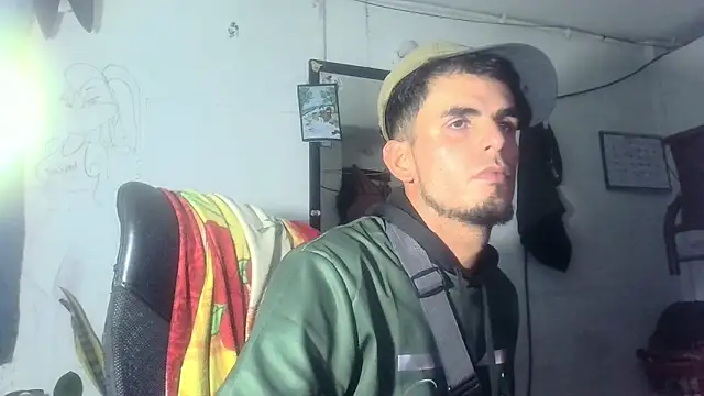 yourskinnybooy online show from November 2025 10:43:02 PM