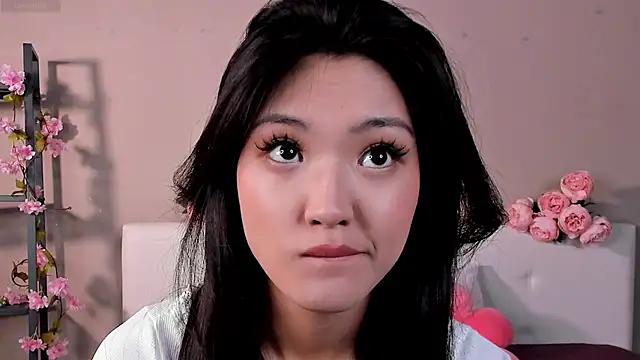 FancyEsten online show from September 2025 07:54:02 AM