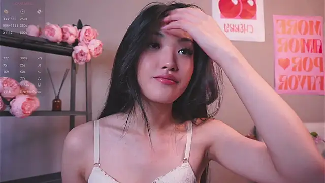 FancyEsten online show from November 2025 07:19:01 AM