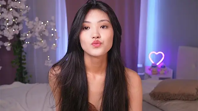 Snapshot of FancyEsten chatting on July 2026 08:29:01 AM FancyEsten online show from July 2026 08:29:01 AM