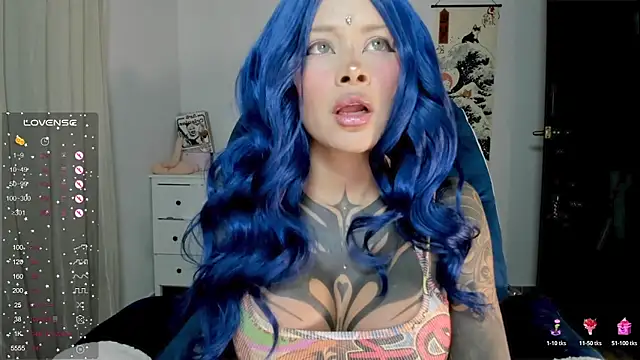 Snapshot of AlinaLukyanova chatting on May 2026 04:40:01 AM AlinaLukyanova online show from May 2026 04:40:01 AM