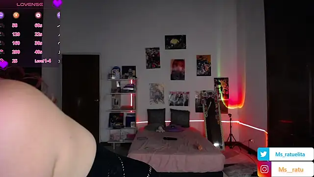hazyjane  online show from September 2025 04:29:02 PM
