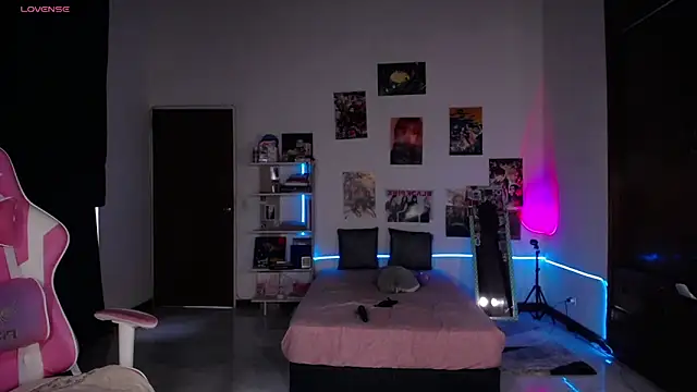 hazyjane  online show from September 2025 03:36:01 PM