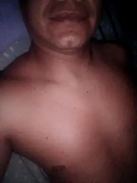 Snapshot of 35Alonso35 chatting on April 2026 08:32:01 AM 35Alonso35 online show from April 2026 08:32:01 AM