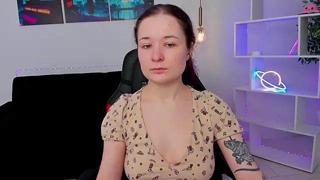 NancyJonson online show from November 2025 03:28:01 AM