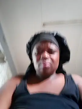 cairococo online show from November 2025 04:07:01 PM