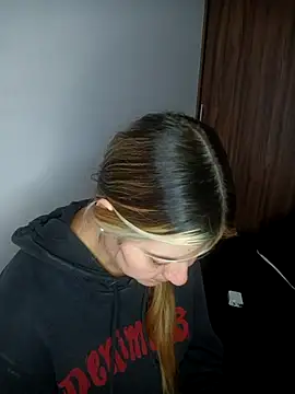 Fernandar2025 online show from October 2025 09:04:01 PM