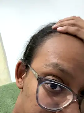 Valen1800 online show from October 2025 01:25:02 AM