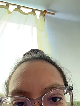 Valen1800 online show from October 2025 02:59:01 PM