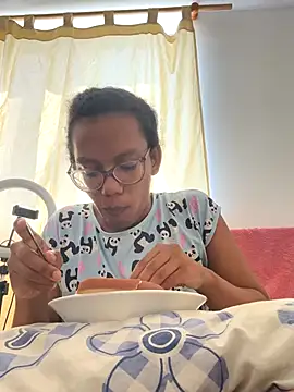 Valen1800 online show from November 2025 03:12:01 PM