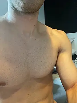 Snapshot of julio_julio chatting on October 2025 01:45:01 PM julio julio online show from October 2025 01:45:01 PM