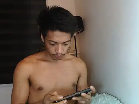 Asian gregor online show from October 2025 04:47:02 PM