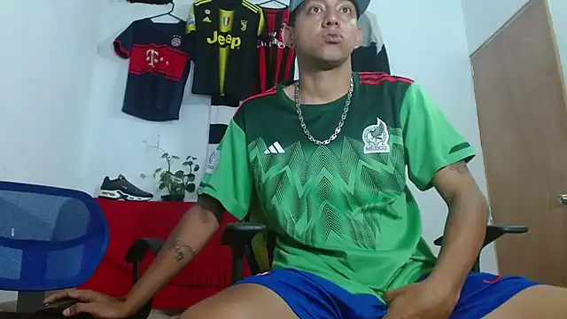 skinny23cm online show from March 2026 11:36:01 AM