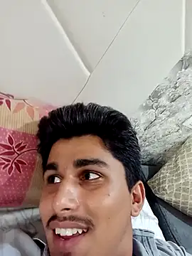 Snapshot of HarryChoudhary21 chatting on June 2026 07:47:01 PM HarryChoudhary21 online show from June 2026 07:47:01 PM