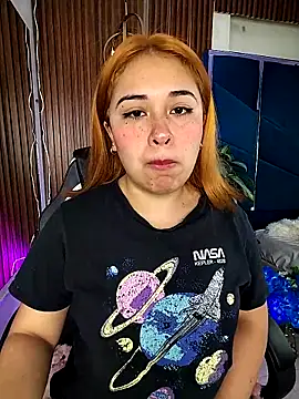 sara-lopez1 online show from October 2025 12:05:01 PM