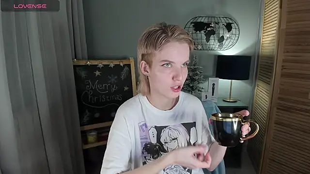 Madelaineses online show from December 2025 08:43:01 AM