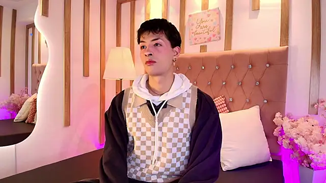 OzorioDany online show from February 2026 04:19:01 AM