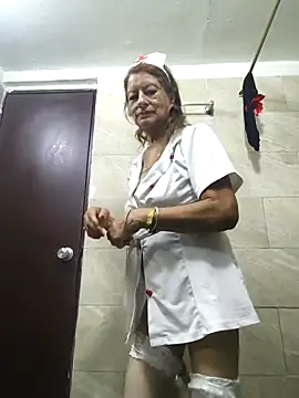 MaryeLunna online show from September 2025 12:10:02 PM