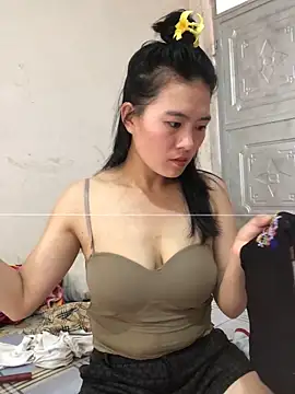 Snapshot of Maymay97 chatting on October 2025 04:34:02 AM Maymay97 online show from October 2025 04:34:02 AM