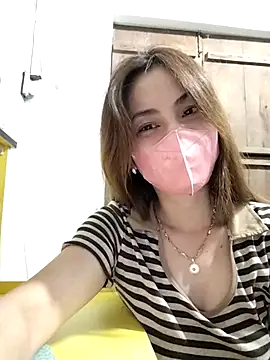 Snapshot of Baby-ladysweet20 chatting on September 2025 01:37:02 PM Baby-ladysweet20 online show from September 2025 01:37:02 PM