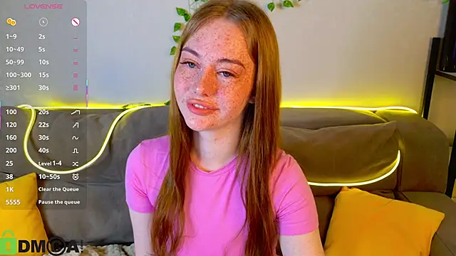 Roxy Sunnny online show from November 2025 09:32:01 AM