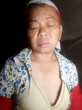 VangLe73 online show from October 2025 01:11:01 PM