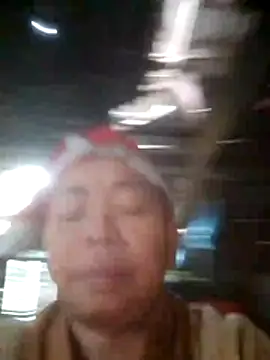 VangLe73 online show from November 2025 06:57:02 AM