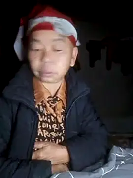 VangLe73 online show from November 2025 11:38:01 PM